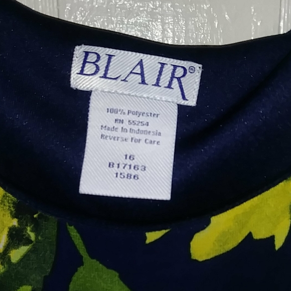 Maxi dress - Picture 2 of 6